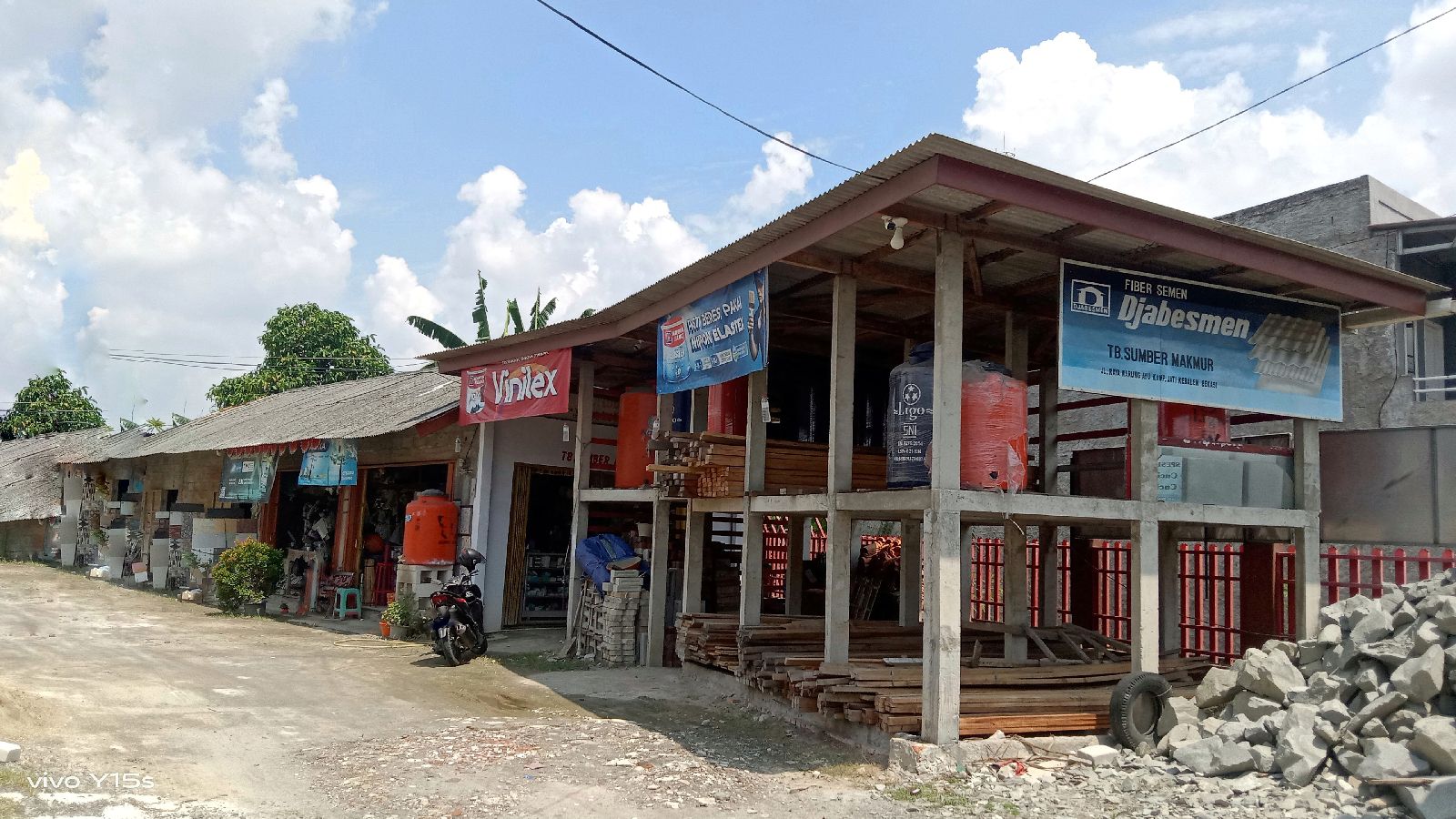 Warung Kopi di Jalan Ir Juanda: Saingan Rival Saat Citimall Datang